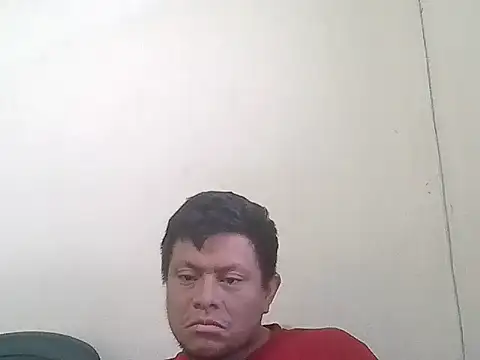 Luis-Armando online show from April 2026 09:50:01 PM