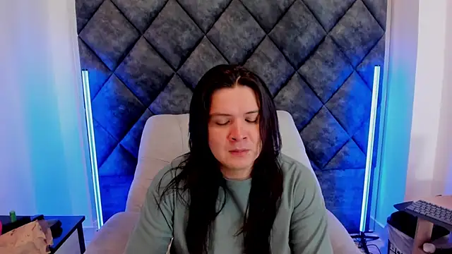 MatthewDavis  online show from April 2026 11:15:02 AM