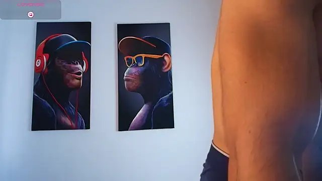 IamAxel03 online show from March 2026 07:35:01 PM