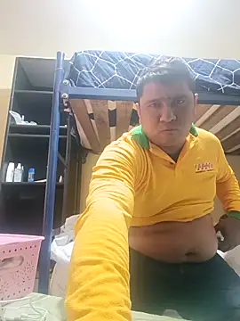 luis20212 online show from April 2026 12:52:01 AM