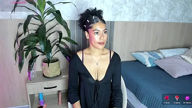 baddie delaylaa online show from April 2026 06:16:01 PM