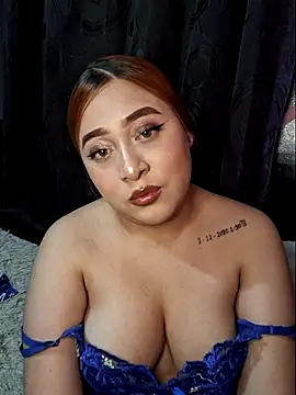 Snapshot of venuscopper chatting on April 2026 02:20:01 AM venuscopper online show from April 2026 02:20:01 AM