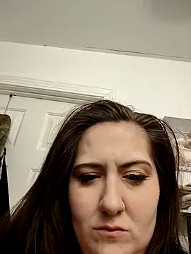 Lxxxi8 online show from April 2026 11:17:02 PM