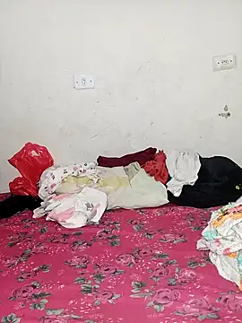 Crislover77 online show from April 2026 04:34:01 AM