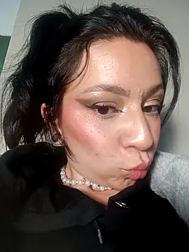 Kollontai online show from April 2026 03:40:02 AM