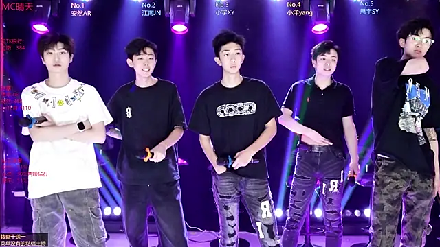 AOA-boy001 online show from April 2026 07:59:02 AM