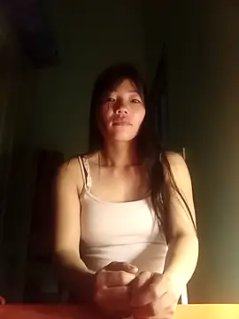 -Quyny- online show from April 2026 07:47:02 PM