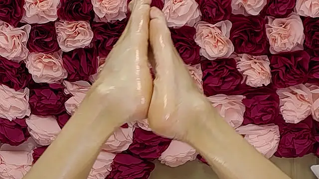 AriannaCruise online show from April 2026 07:45:01 AM