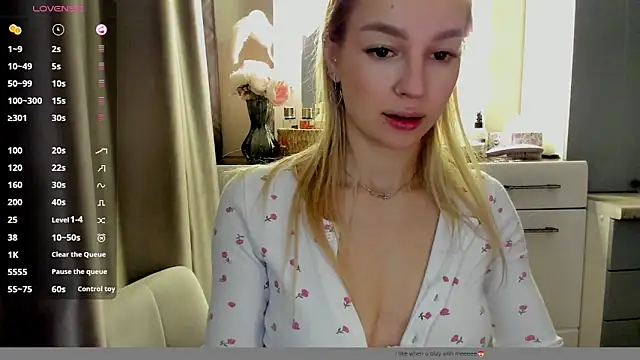 MelodyIllves online show from April 2026 04:44:02 AM