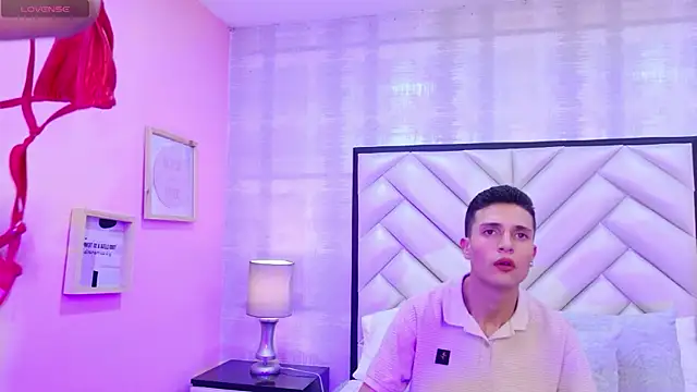 ChloeAndJeanPaul online show from April 2026 03:26:02 AM