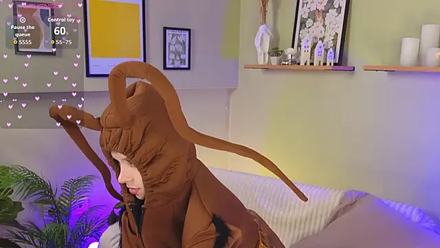 BambiBaby  online show from April 2026 02:59:01 PM