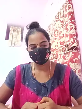 Snapshot of tamilratchasii chatting on May 2026 04:19:01 AM tamilratchasii online show from May 2026 04:19:01 AM