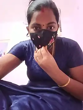 Snapshot of tamilratchasii chatting on May 2026 05:07:02 PM tamilratchasii online show from May 2026 05:07:02 PM