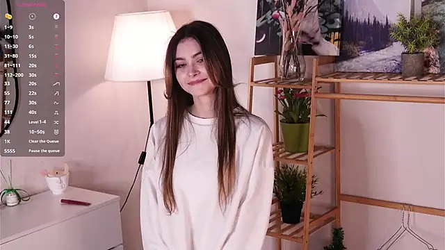 CherlyGuss online show from April 2026 03:39:02 AM