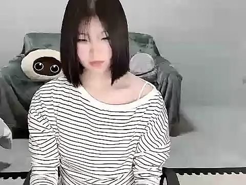 YangYang--baby online show from April 2026 04:12:01 PM