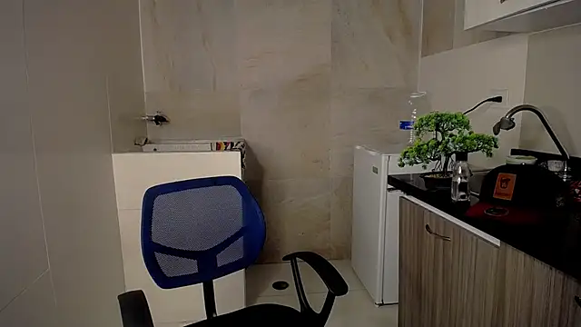 Zamaelprime  online show from April 2026 05:43:02 AM