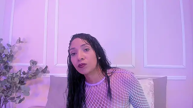 maia lion online show from April 2026 02:05:02 AM