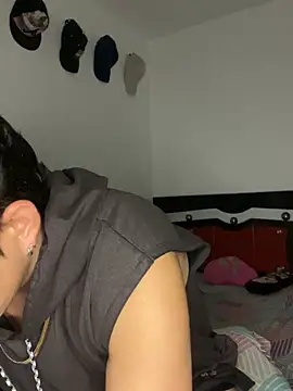 Johannes mills online show from April 2026 01:05:02 AM