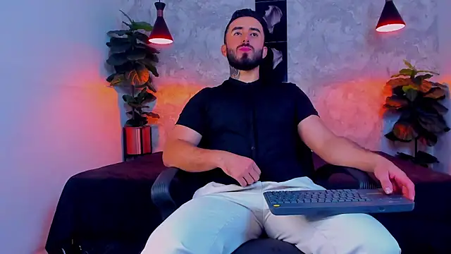 martin foster  online show from March 2026 03:45:01 PM