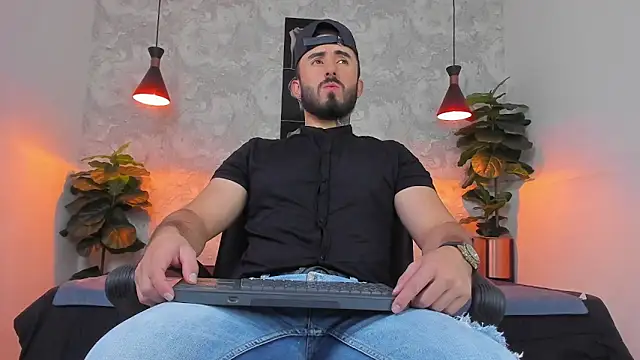 martin foster  online show from April 2026 03:17:02 AM