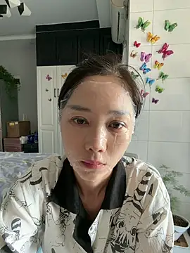 yuanpu0925 online show from April 2026 12:44:01 AM