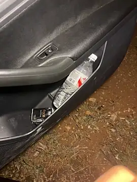 yingzi003 online show from April 2026 12:56:01 PM