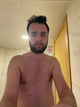 Arin21201 online show from March 2026 10:21:02 PM