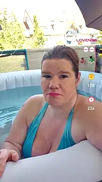 Snapshot of curvystachel42 chatting on July 2026 09:45:02 AM curvystachel42 online show from July 2026 09:45:02 AM