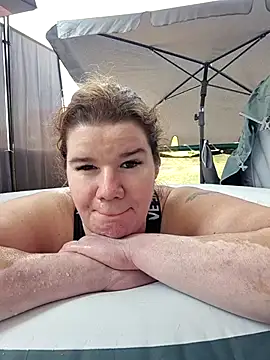 Snapshot of curvystachel42 chatting on July 2026 10:30:01 AM curvystachel42 online show from July 2026 10:30:01 AM