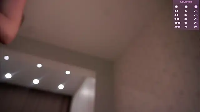 sinfulThea online show from April 2026 06:10:01 PM