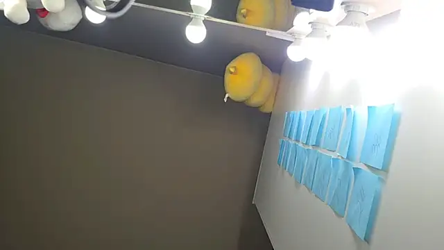 AnnaSpirit online show from April 2026 04:19:01 PM