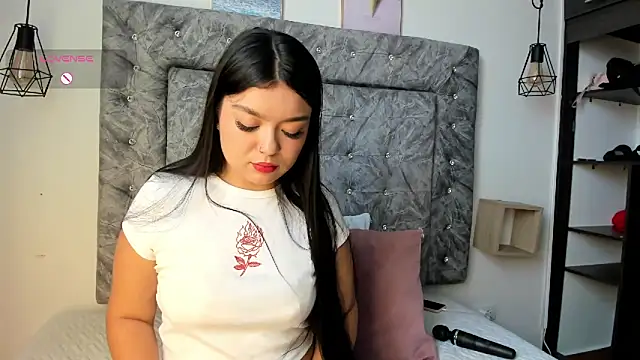 Kandyy love69 online show from April 2026 05:57:01 PM