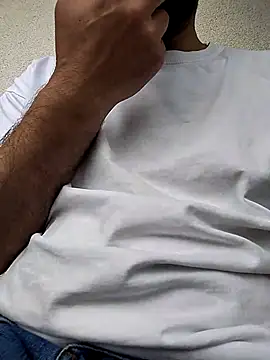 hartboy41 online show from April 2026 09:19:01 AM