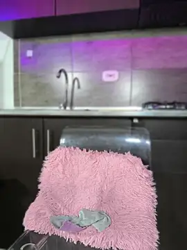 Chloee Reed online show from April 2026 09:57:02 AM