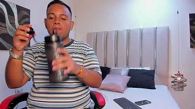 Jay Dusk online show from April 2026 03:37:02 AM