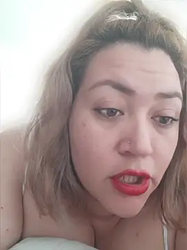 Amalianoir online show from April 2026 02:33:02 PM