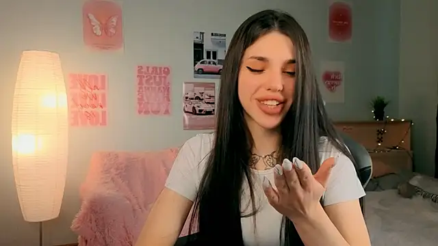 molly rettyy online show from April 2026 04:21:02 AM