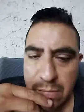 Snapshot of Manuel3910 chatting on July 2026 05:32:01 AM Manuel3910 online show from July 2026 05:32:01 AM