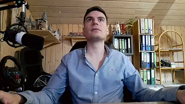 Dom-Lord  online show from April 2026 07:39:02 AM