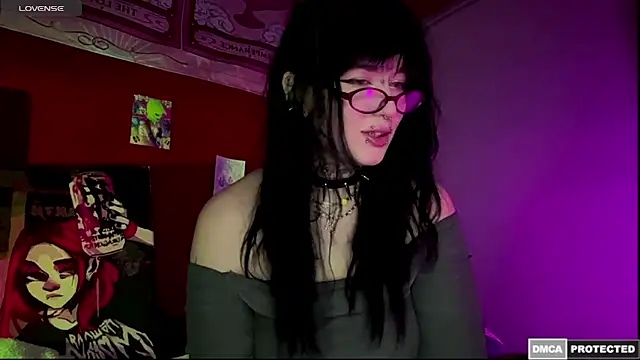 CallmeDistress online show from April 2026 11:15:02 AM