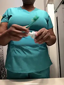 Sweetie8582 online show from April 2026 09:51:02 AM