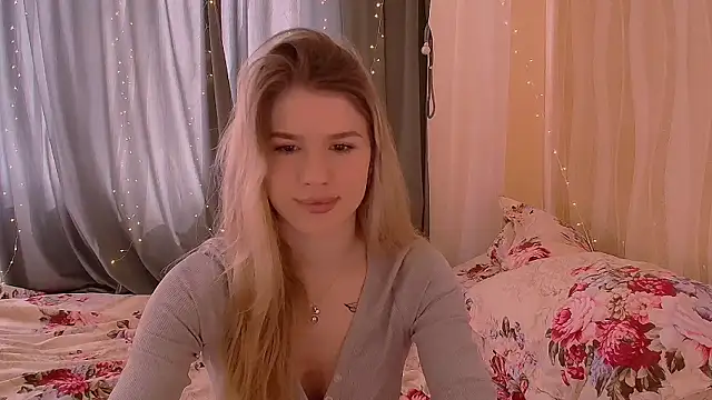 Alisa Swan  online show from May 2026 10:23:02 AM