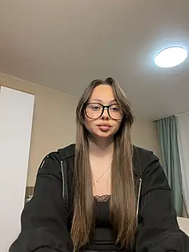 NIKAGPT online show from April 2026 07:05:02 PM