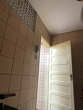 Cristal Ruivinha online show from April 2026 02:00:02 PM