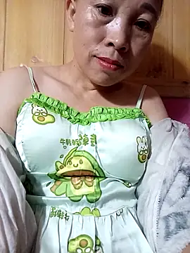 Snapshot of Vily-lonely chatting on April 2026 01:47:01 AM Vily-lonely online show from April 2026 01:47:01 AM