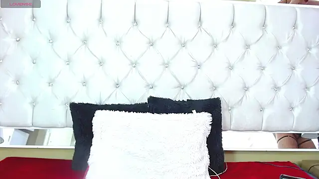 Snapshot of MistressNyx_ chatting on June 2026 02:45:01 PM MistressNyx online show from June 2026 02:45:01 PM