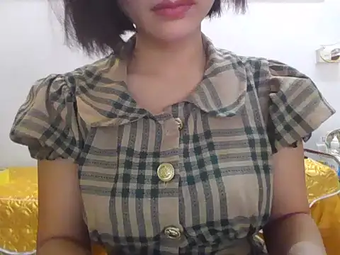 Lyna 2k online show from April 2026 08:42:01 AM