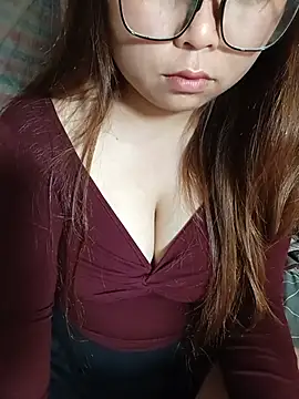 jas-cutle online show from May 2026 11:42:01 PM