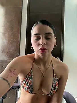 mimihot777 online show from April 2026 05:32:01 PM