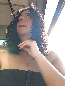 bella swwan  online show from April 2026 01:08:02 PM